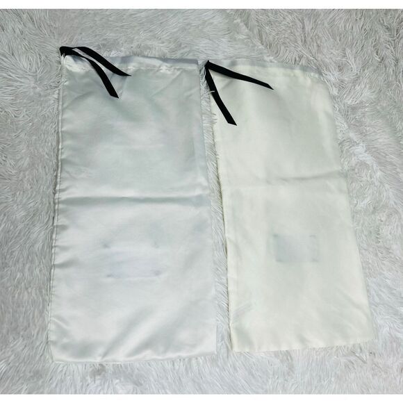 Gucci Lot/2 White Dust Bags Size 17.5x8 - Picture 5 of 7